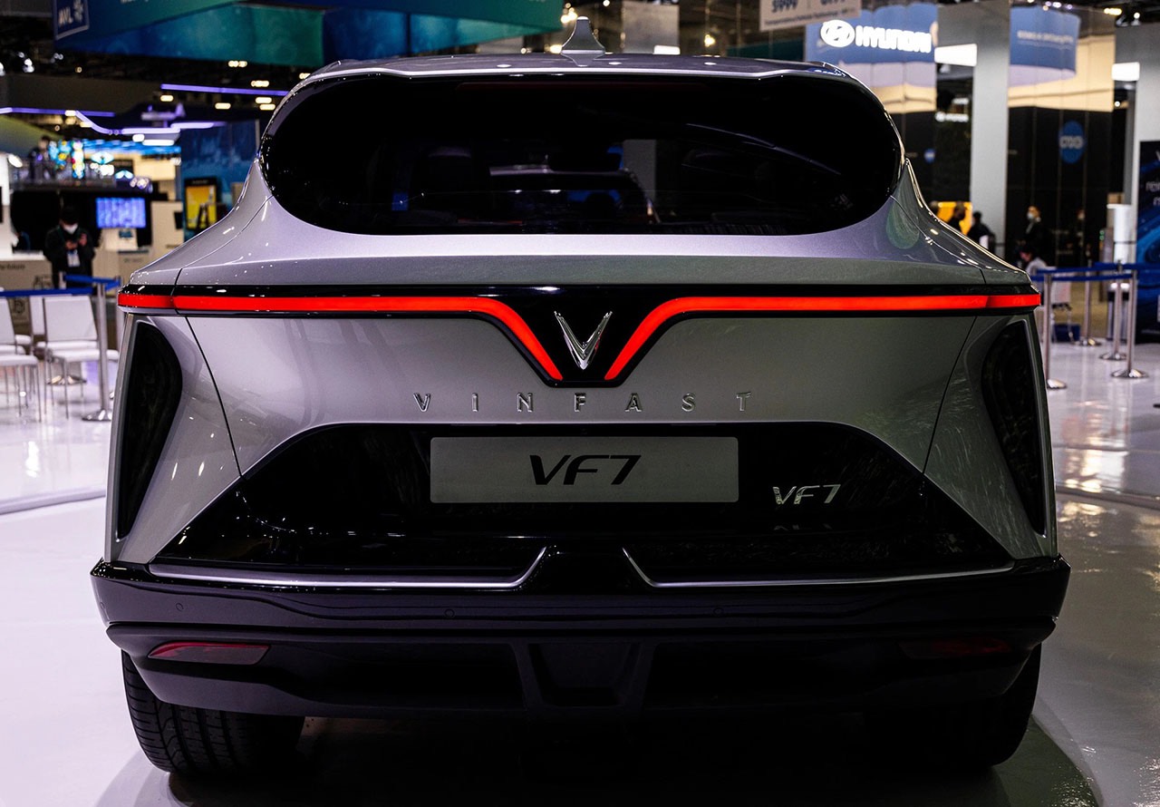 10 Mẹo Lái Xe An Toàn Trên Đường Cao Tốc Dành Cho Tài Xế Mới